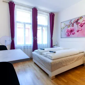  Appartement Bouquet Tsjechië